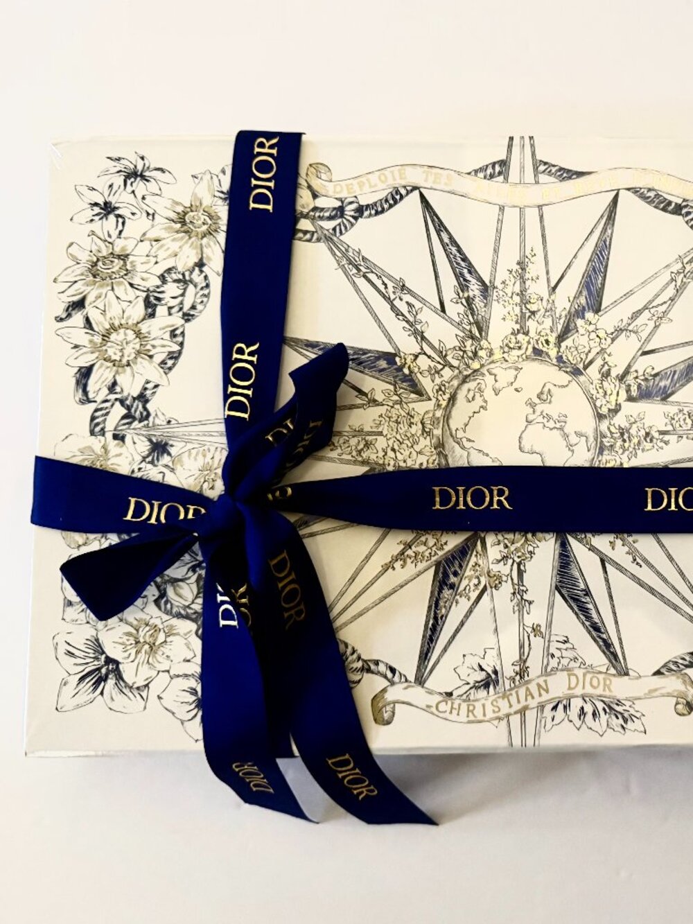 Christian Dior Limited Edition 1000-piece puzzle